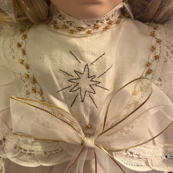 Vintage Porcelain Angel Doll / Guardian Angel with Stand - Picture 7 of 16